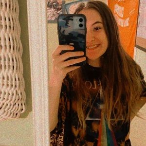 Meet your Posher, Hannah